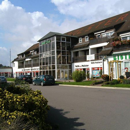 Zur Linde Hotell Ostrau  Exteriör bild