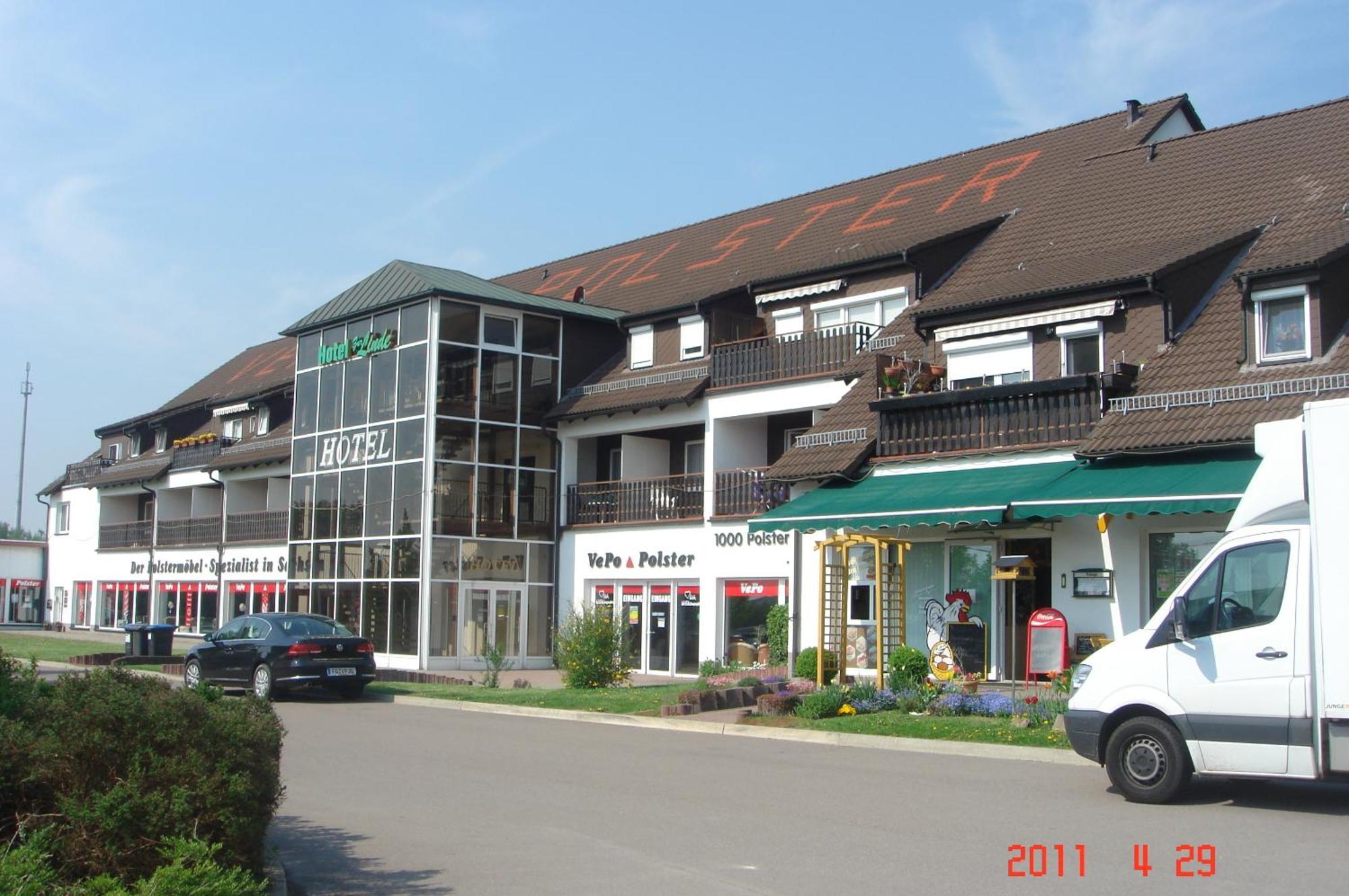 Zur Linde Hotell Ostrau  Exteriör bild